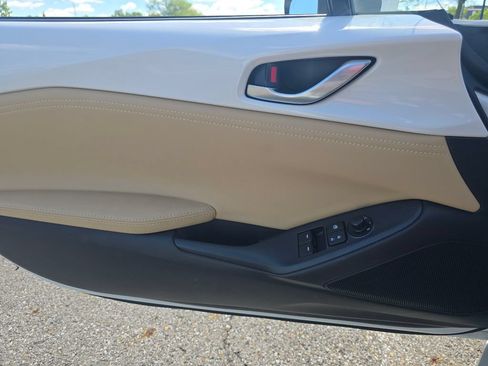 Used 2026 MAZDA MX-5 Miata RF Grand Touring RWD image 21