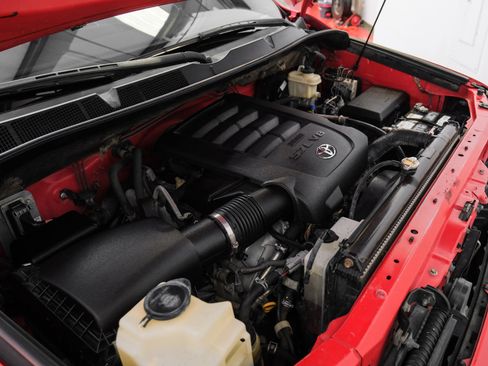 Used 2010 Toyota Tundra Platinum image 52