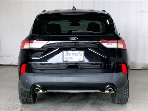 Used 2021 Ford Escape SEL w/ SEL Stealth AWD Package image 4