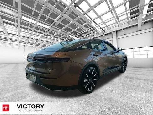 New 2026 Toyota Crown Platinum image 3