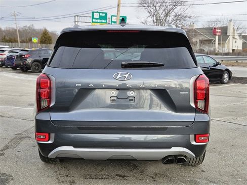 Used 2021 Hyundai Palisade Limited image 4