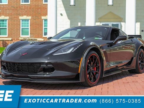 Used 2016 Chevrolet Corvette Z06 w/ Z07 Performance Package RWD image 1