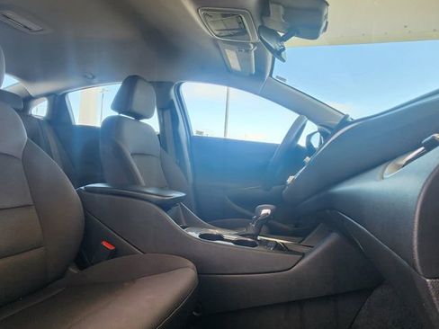Used 2024 Chevrolet Malibu LT FWD image 22