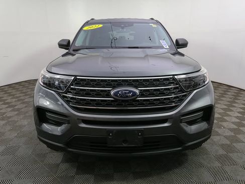 Used 2022 Ford Explorer XLT AWD/4WD image 4
