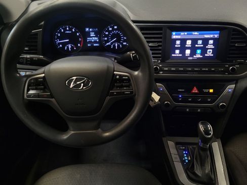 Used 2018 Hyundai Elantra SEL FWD image 22