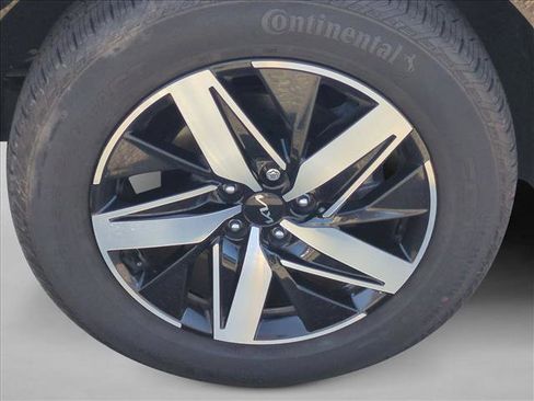 Used 2022 Kia Sorento EX image 13