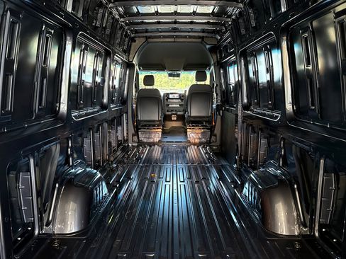 New 2026 Mercedes-Benz Sprinter 2500 image 14