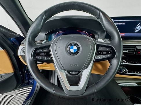 Used 2023 BMW 530i xDrive w/ Premium Package AWD/4WD image 11