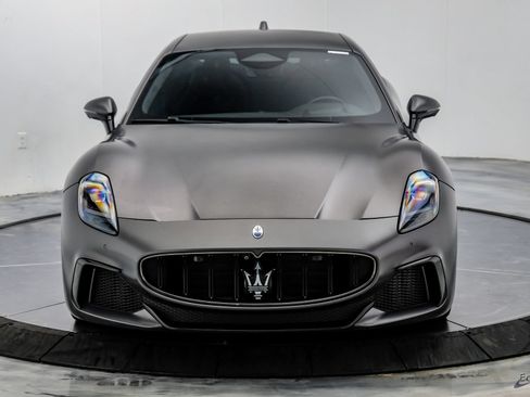 Used 2024 Maserati GranTurismo Trofeo AWD/4WD image 35