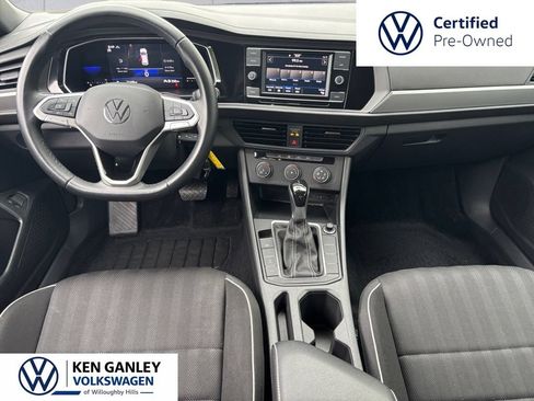Used 2022 Volkswagen Jetta Sport FWD image 16
