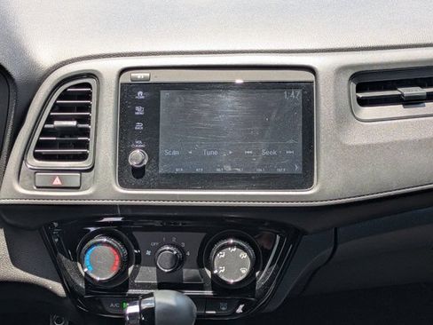 Certified 2019 Honda HR-V Sport image 18