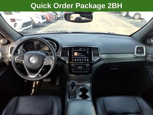 Used 2020 Jeep Grand Cherokee Limited AWD/4WD image 16
