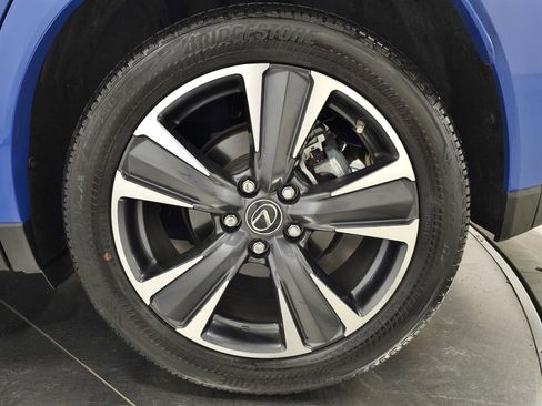 Used 2024 Lexus UX 250h AWD w/ Premium Package image 13