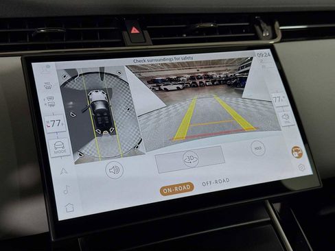 New 2026 Land Rover Range Rover Evoque Dynamic SE image 14