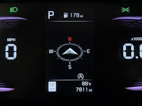 Used 2025 Kia Soul GT-Line FWD image 17