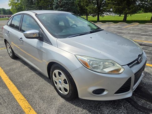 Used 2012 Ford Focus S FWD image 14
