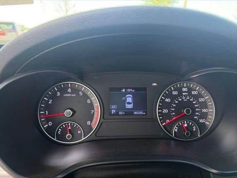 Used 2019 Kia Optima LX FWD image 14
