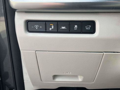 Used 2022 Kia Telluride EX image 19