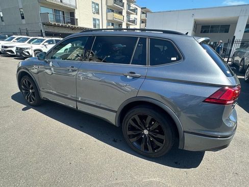 Used 2021 Volkswagen Tiguan SE AWD/4WD image 4