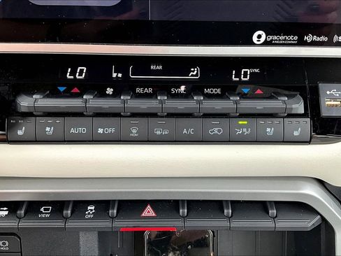 Used 2024 Toyota Sequoia Capstone image 16