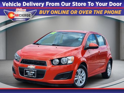 Used 2012 Chevrolet Sonic LT FWD image 1