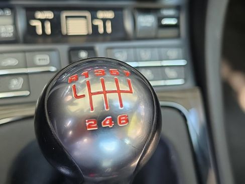 Used 2019 Porsche 911 Carrera T RWD image 12
