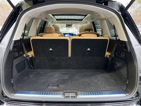 Certified 2024 Mercedes-Benz GLS 450 4MATIC image 11