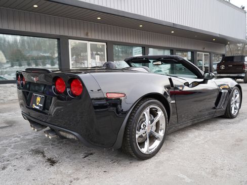 Used 2011 Chevrolet Corvette Grand Sport w/ Preferred Equipment Group image 4