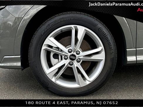 Used 2024 Audi Q3 2.0T Premium image 8