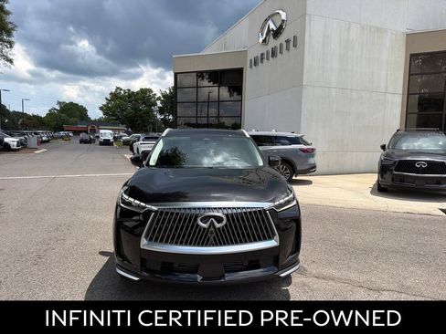 Certified 2026 INFINITI QX60 Luxe w/ Cargo Package FWD image 3