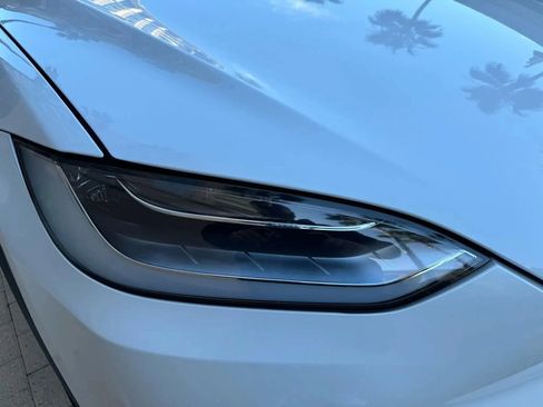 Used 2018 Tesla Model X 75D AWD/4WD image 40