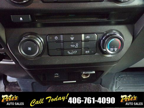 Used 2017 Ford F150 XLT w/ Trailer Tow Package image 27