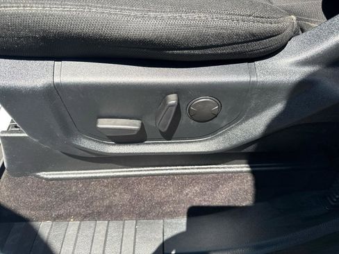 Used 2020 Ford F150 XLT w/ Equipment Group 302A Luxury AWD/4WD image 20