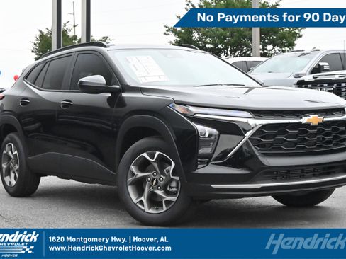 New 2026 Chevrolet Trax LT w/ Driver Confidence Package FWD image 1
