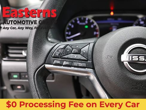 Used 2024 Nissan Sentra SV FWD image 15