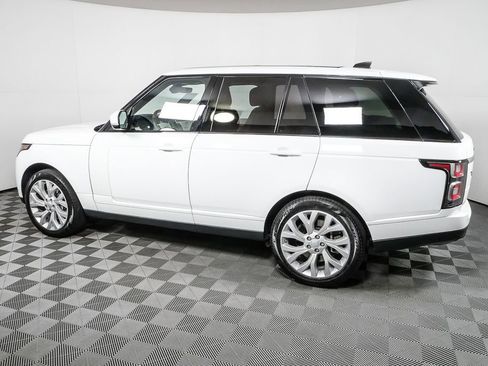Used 2020 Land Rover Range Rover HSE image 28