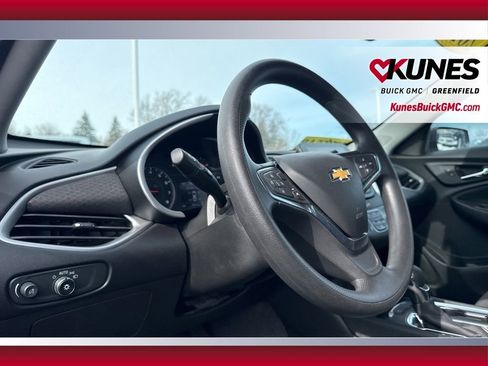 Used 2024 Chevrolet Malibu LT image 13