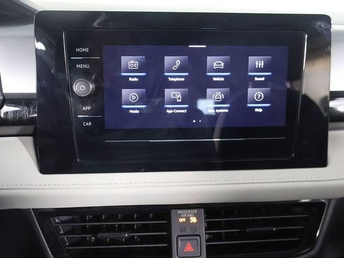 Used 2025 Volkswagen Taos S FWD image 37
