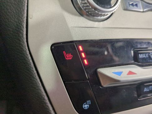 Used 2022 Ford Explorer XLT w/ Equipment Group 202A image 29