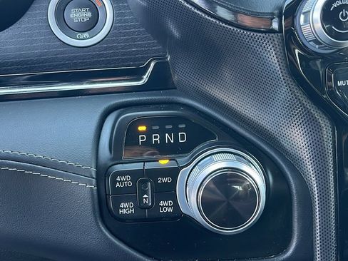 Used 2022 RAM 1500 Limited AWD/4WD image 16