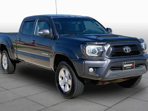 Used 2013 Toyota Tacoma 4x4 Double Cab w/ TRD Sport Pkg image 3