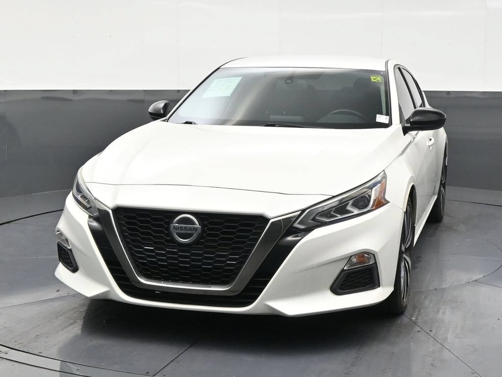Used 2019 Nissan Altima 2.5 SR FWD image 8