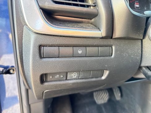 Used 2023 Nissan Rogue SV AWD/4WD image 13