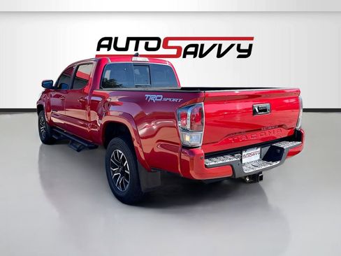 Used 2022 Toyota Tacoma TRD Sport w/ Technology Package RWD image 5
