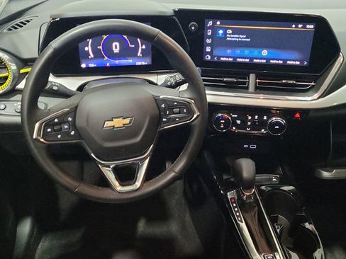 Used 2024 Chevrolet Trax LT w/ Driver Confidence Package image 22