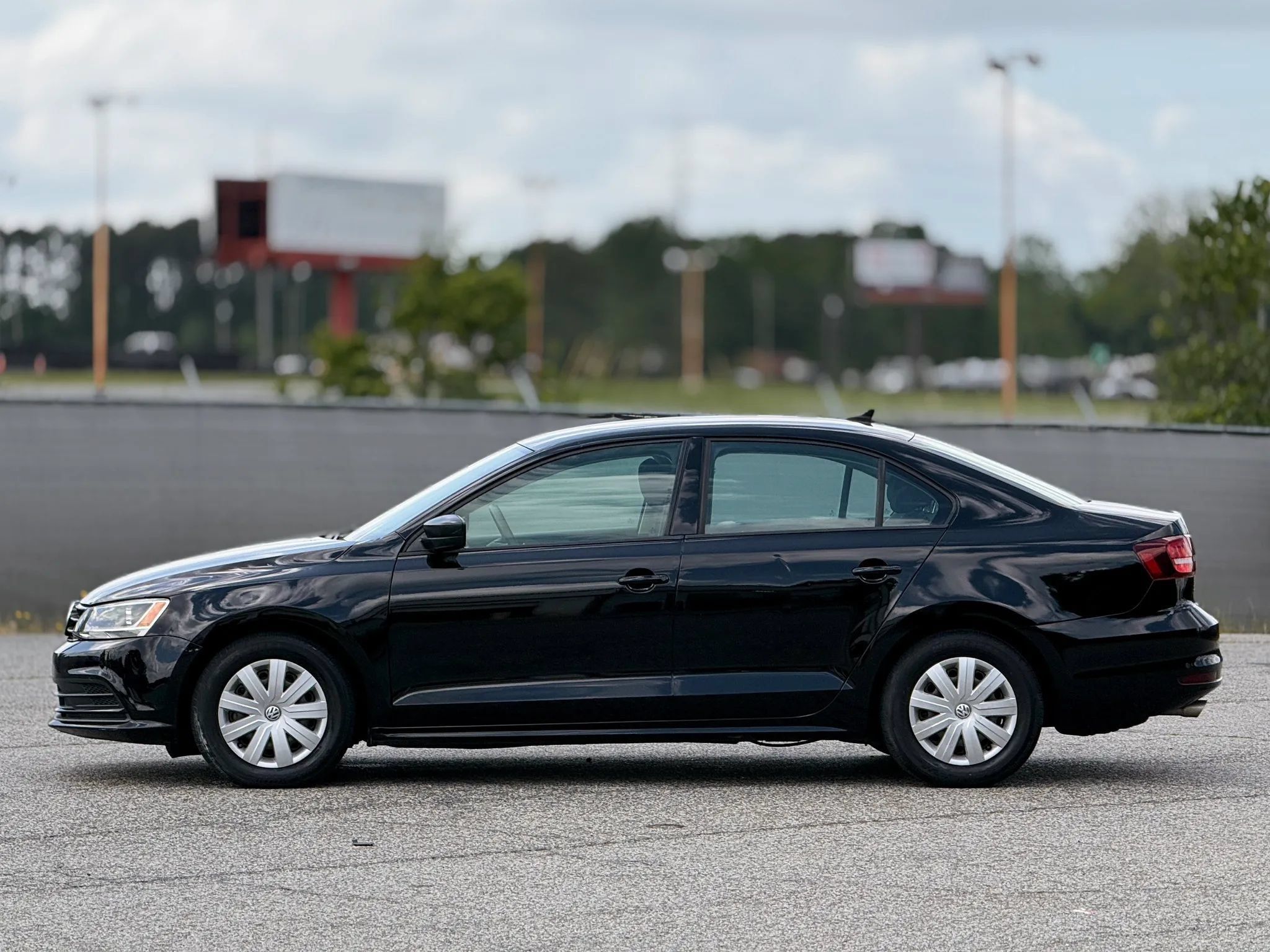 Used 2016 Volkswagen Jetta S FWD image 8