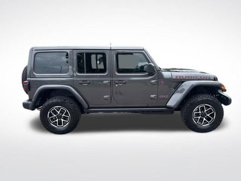 Used 2026 Jeep Wrangler Unlimited Rubicon AWD/4WD image 6