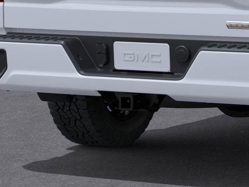 New 2026 GMC Sierra 1500 Elevation image 14