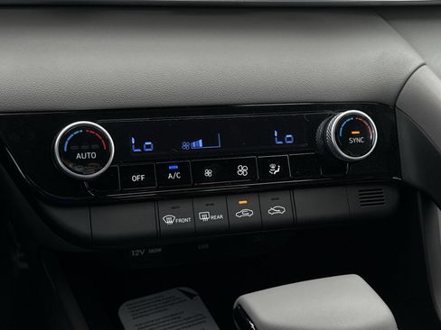 New 2026 Hyundai Elantra Sport FWD image 21
