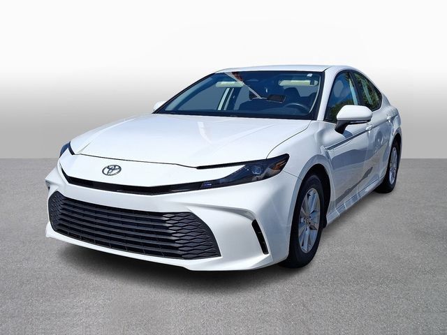 Used 2025 Toyota Camry LE FWD image 1